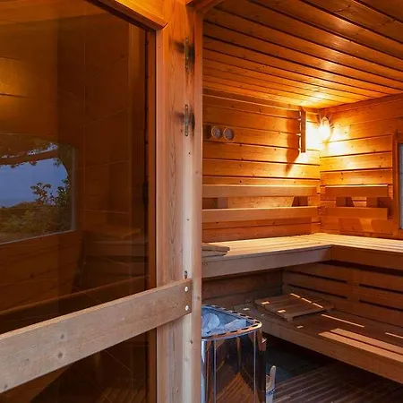 Le Cise. The Originals Relais ホテル
